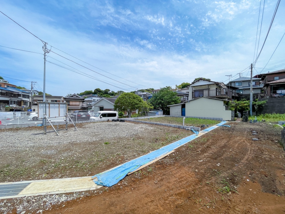 販売現地