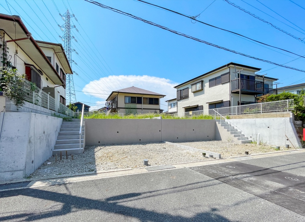 販売現地