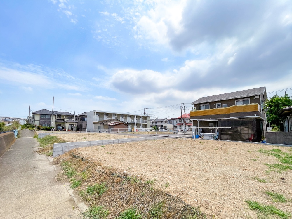 販売現地