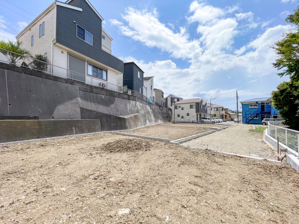 販売現地