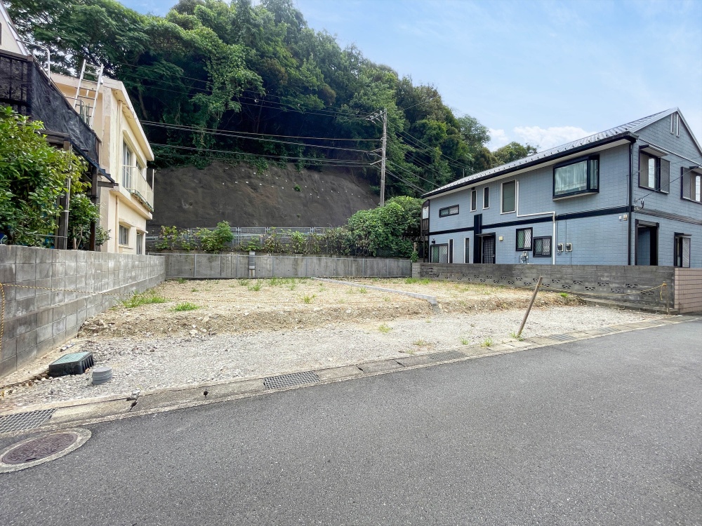 販売現地
