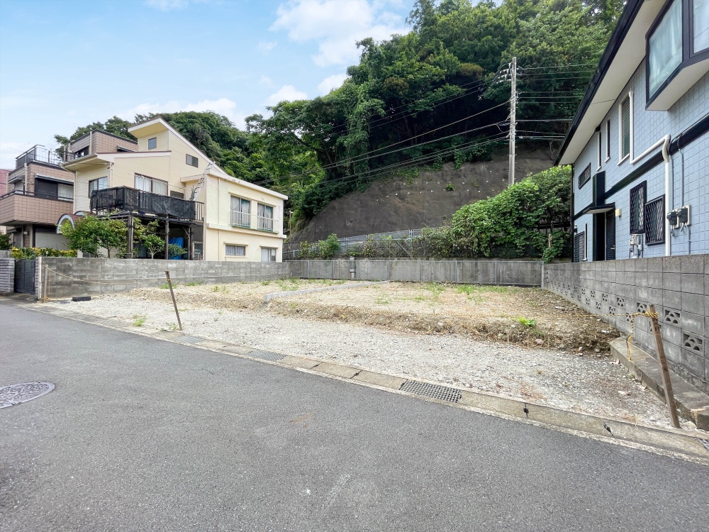販売現地
