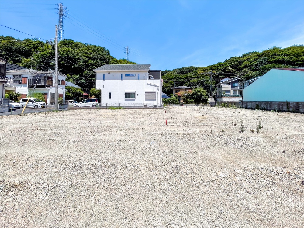 販売現地