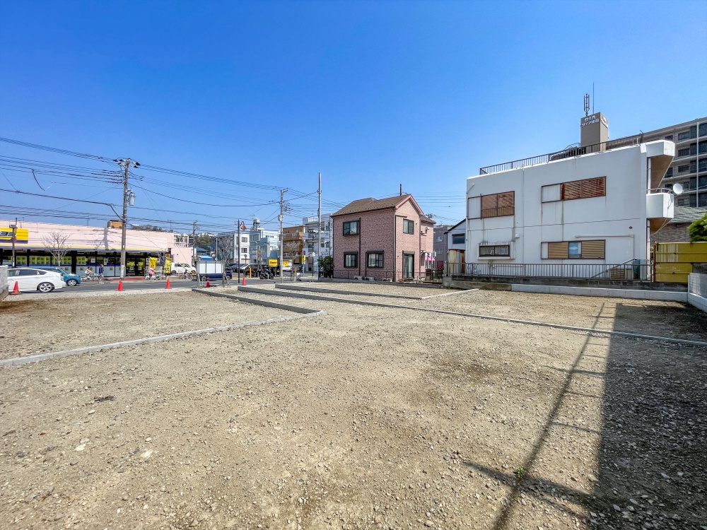 販売現地
