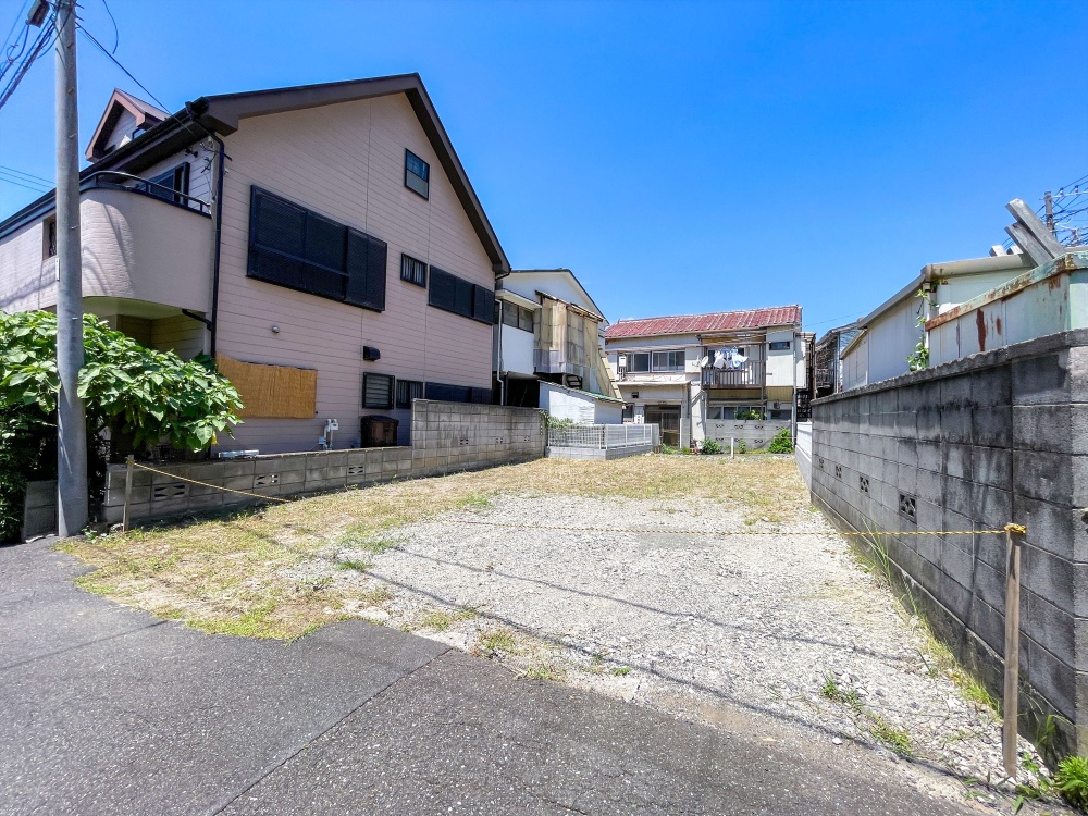 販売現地