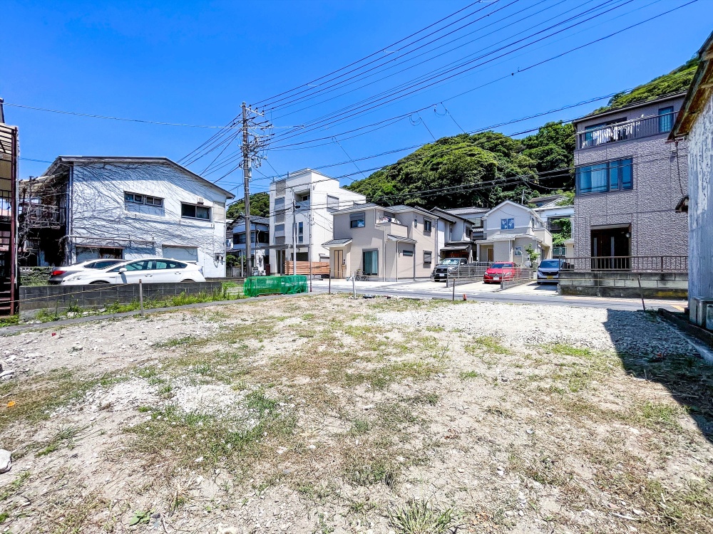 販売現地