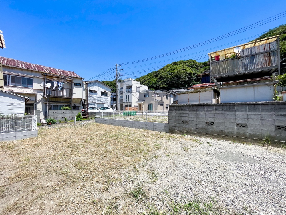 販売現地