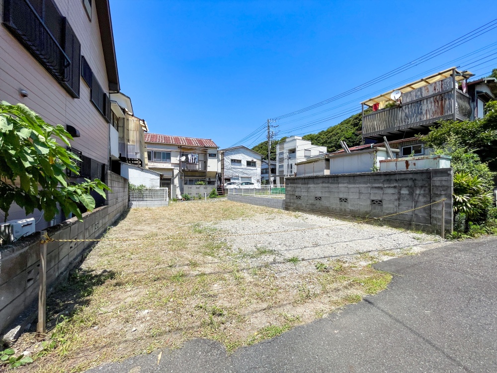 販売現地