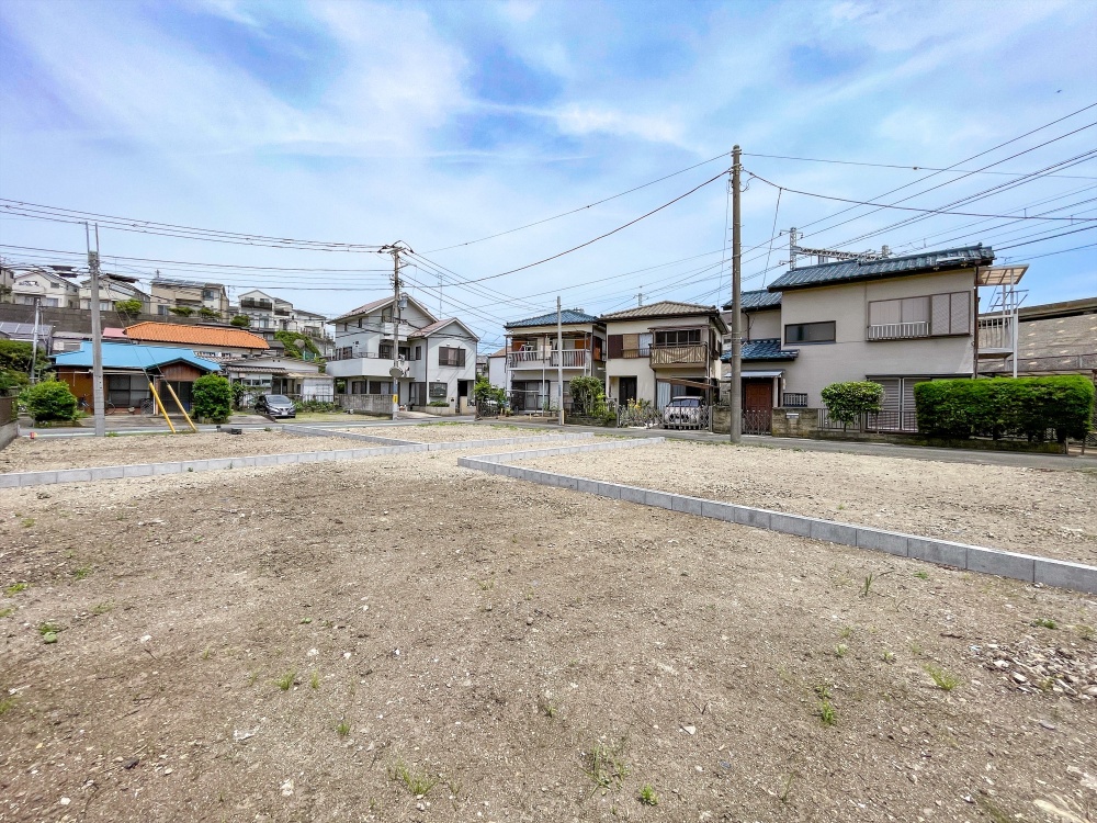 販売現地